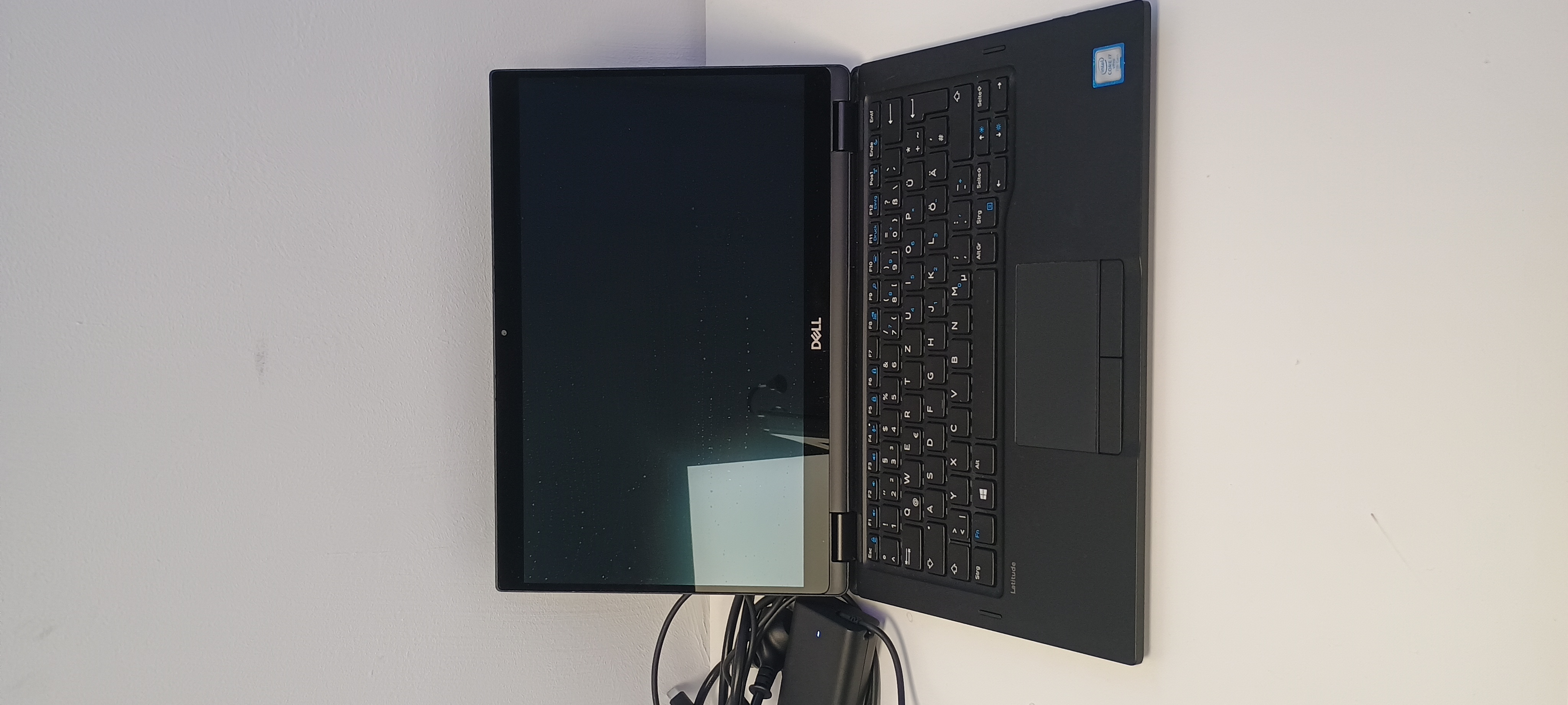 Dell Latitude 7389 i7